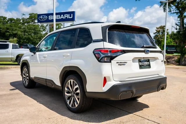 New 2026 Wh8 Subaru Touring Hybrid image 4