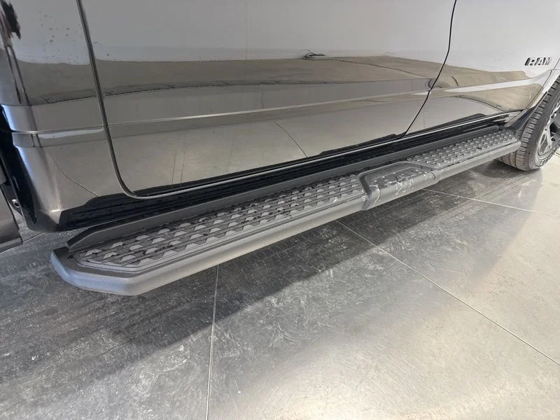 New 2026 Diamond Black Crystal Pearl-Coat Exterior Paint RAM Express image 8