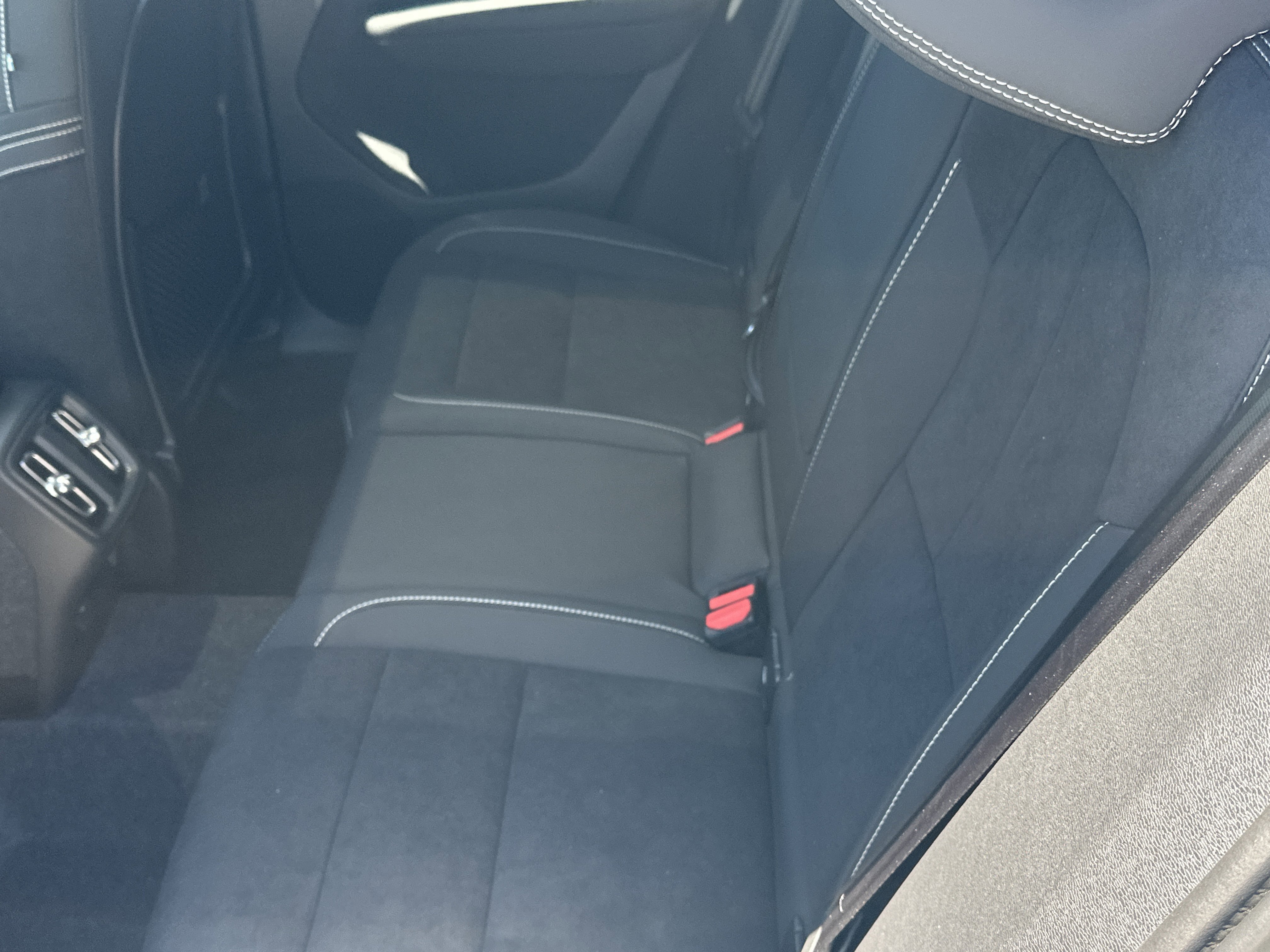 New 2026 Vapour Grey Volvo Ultra image 14