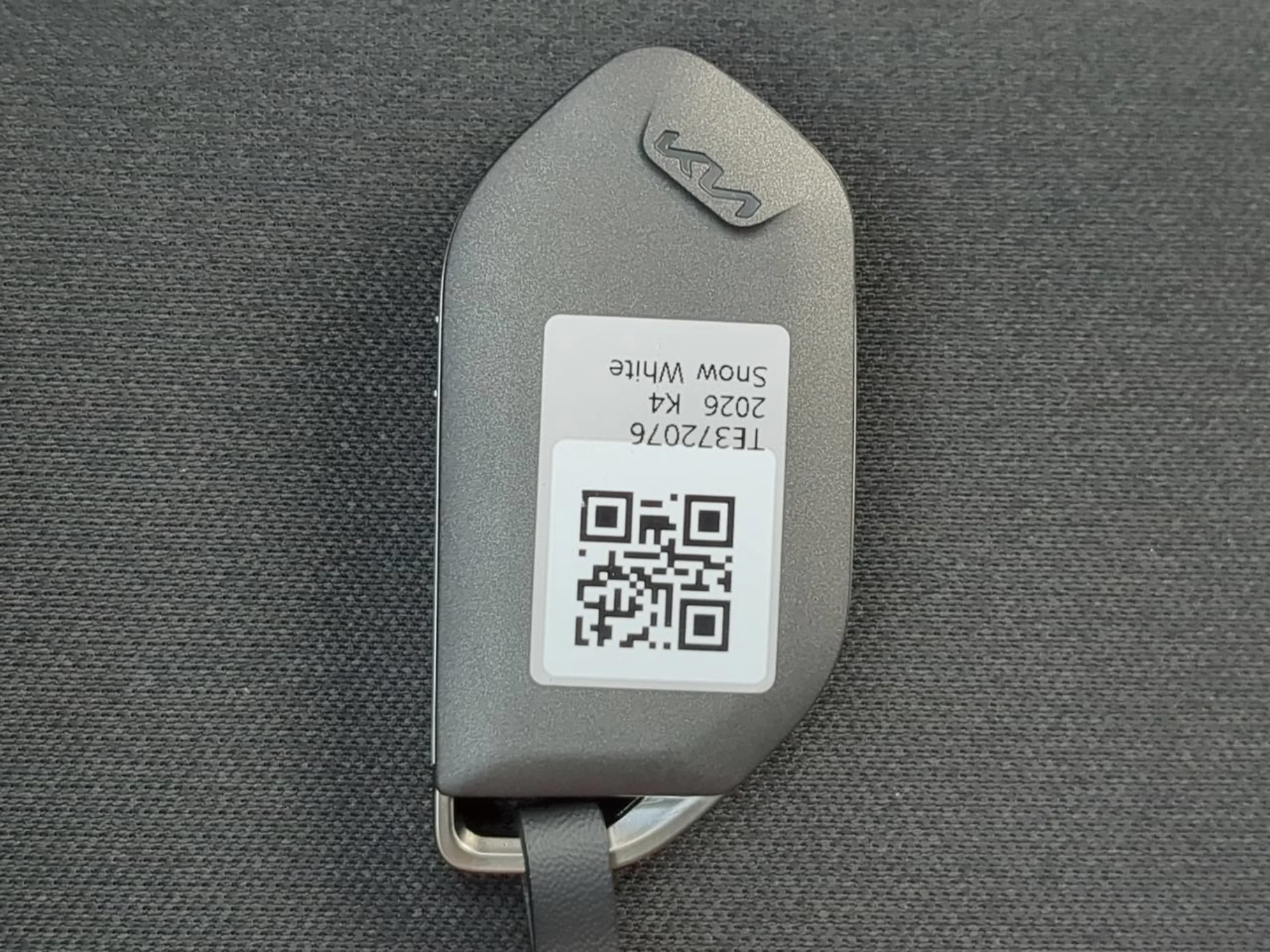 New 2026 Snow White Pearl Kia LXS image 23