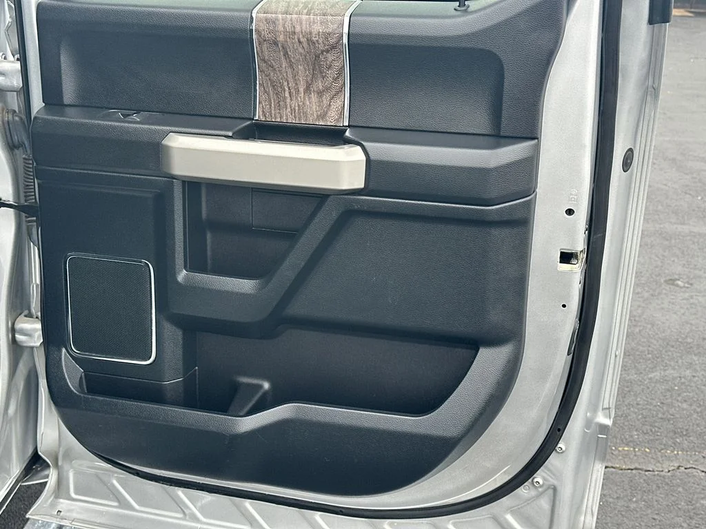 Used 2018 Silver Ford Lariat image 16