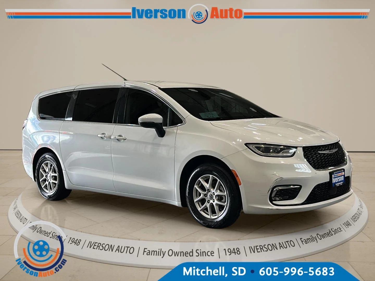2023 Chrysler Pacifica Touring L