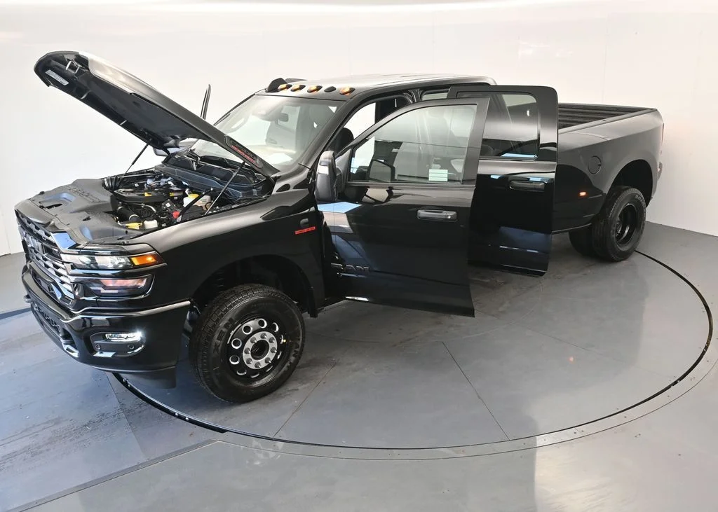 New 2026 Diamond Black Crystal Pearlcoat RAM Big Horn image 44