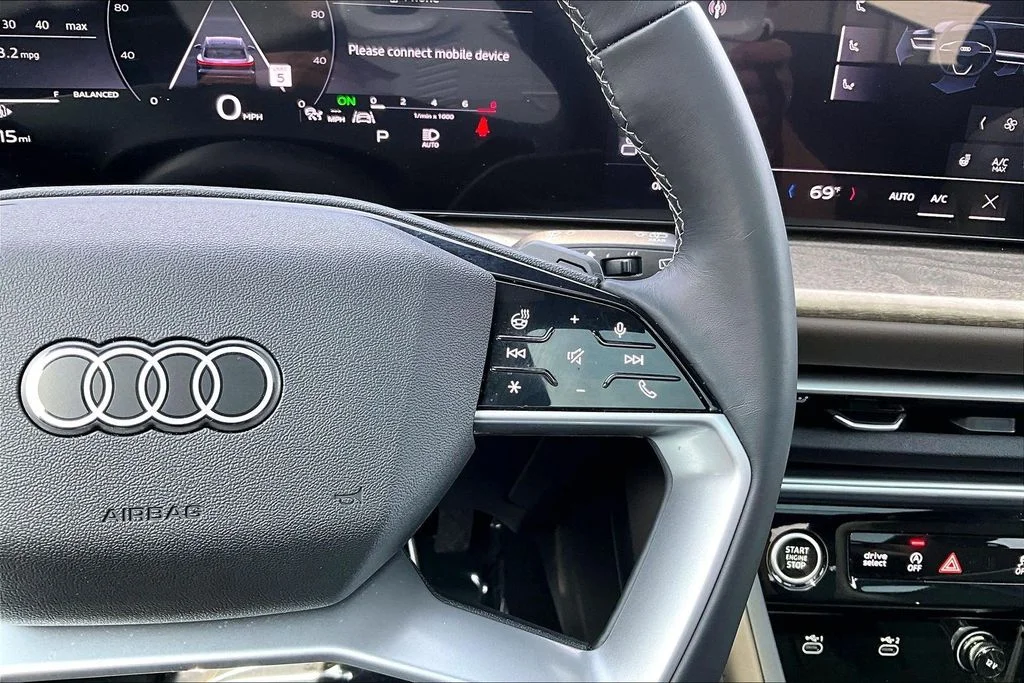 Used 2025 White Audi 2.0T Premium image 12