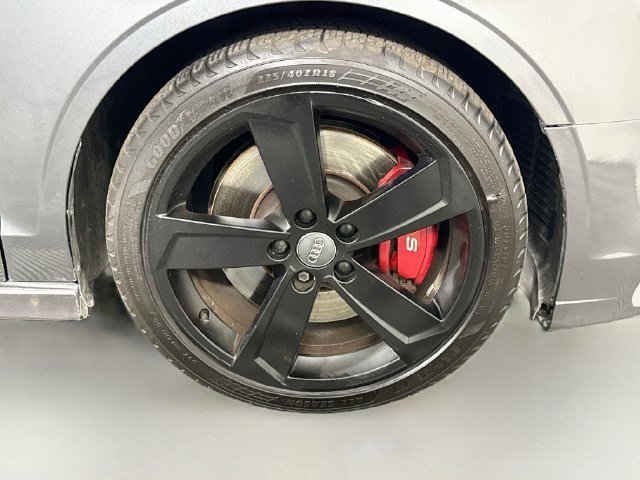 Used 2017 Daytona Gray Pearl Effect Audi Premium Plus image 28