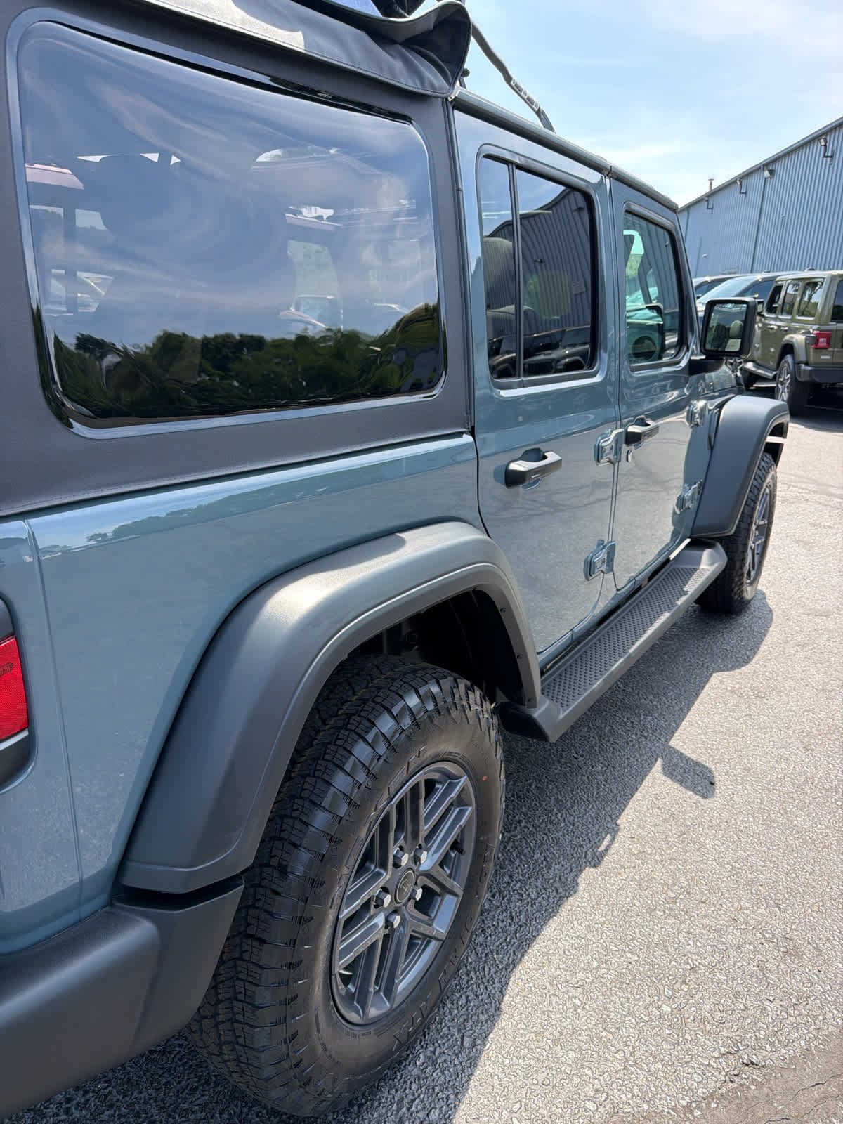 New 2026 Anvil Clear-Coat Exterior Paint Jeep Sport S image 19