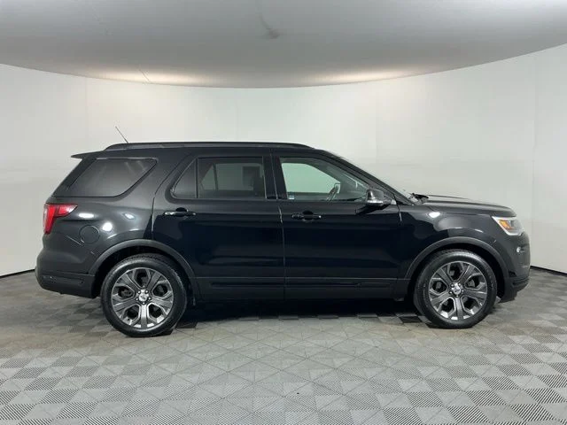 Used 2018 Shadow Black Ford Sport image 4