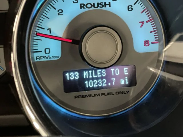 Used 2010 Grabber Blue Ford GT Premium image 15