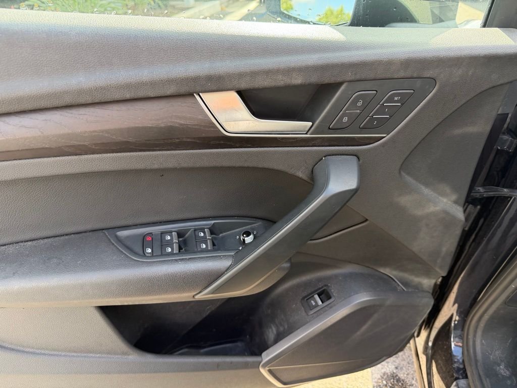 Used 2018 Blue Audi 2.0T Premium image 17