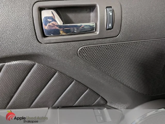 Used 2010 Gold Ford V6 image 11