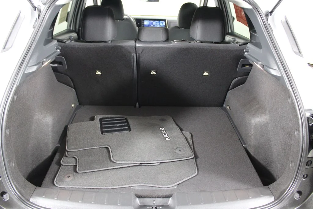 Certified Used 2026 White Nissan SV image 17
