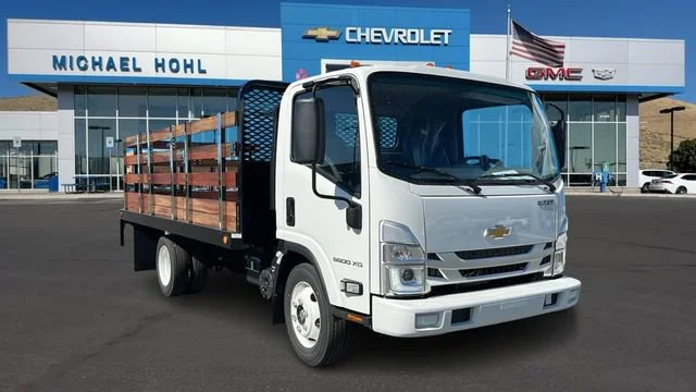 2025 Chevrolet Low Cab Forward's photo
