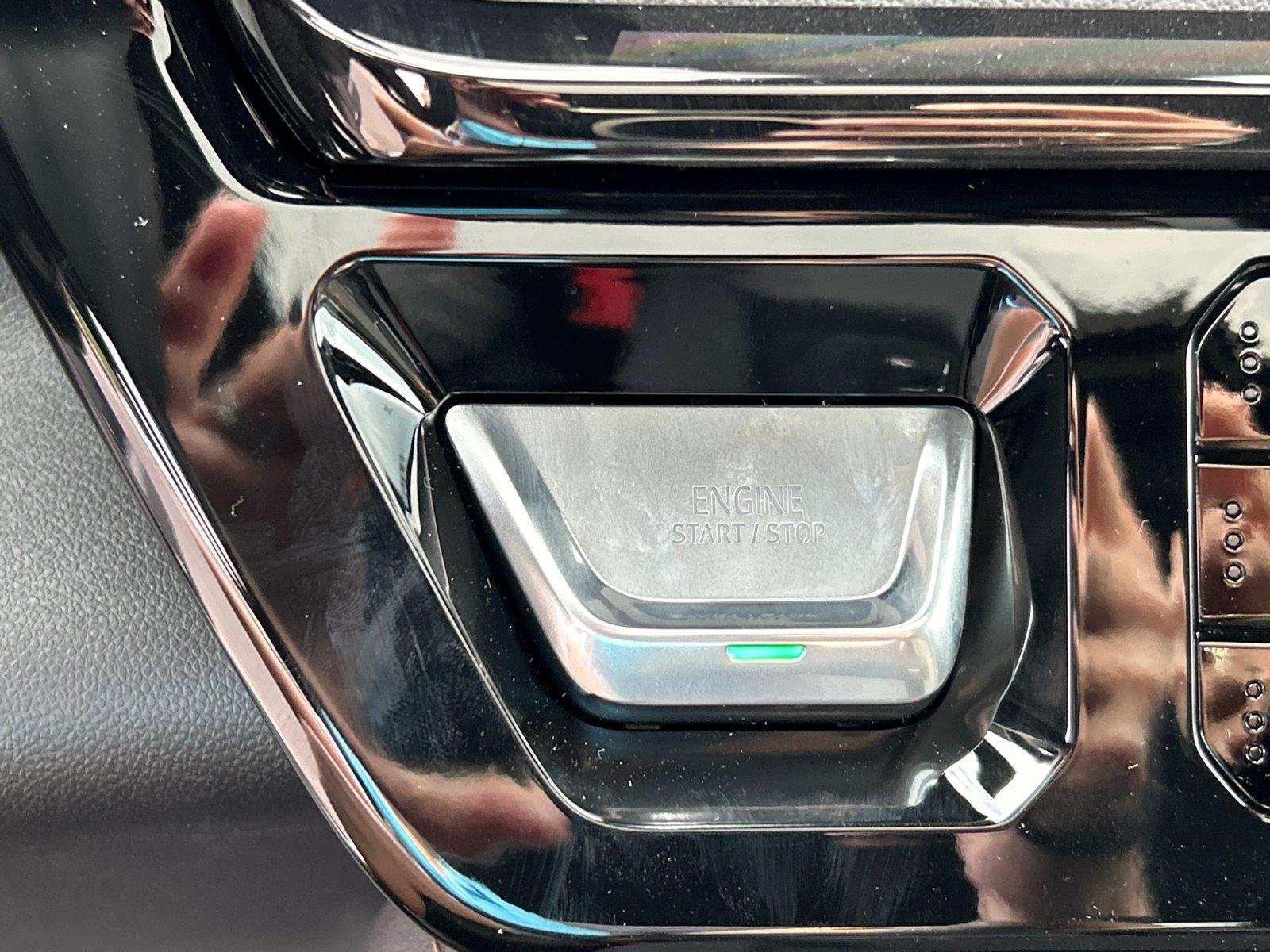 New 2026 Onyx Black GMC AT4 image 25
