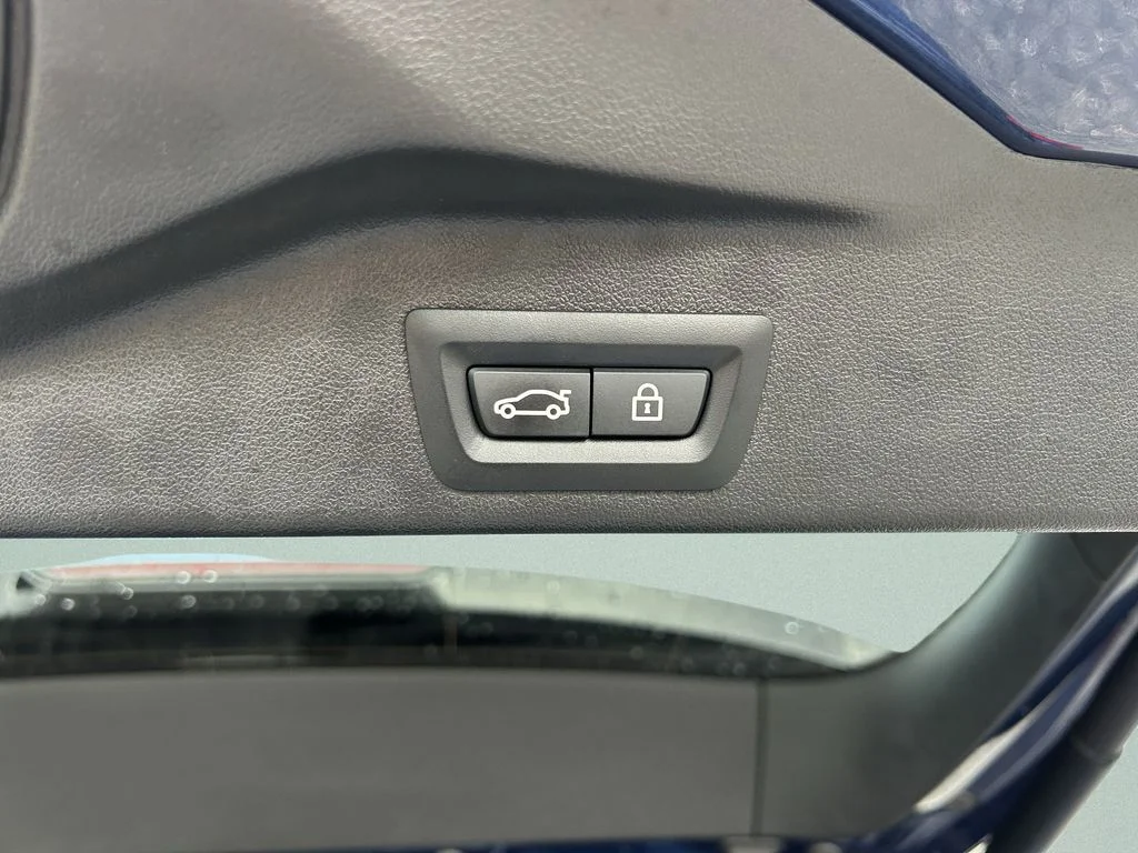 Used 2023 Blue BMW M50i image 16