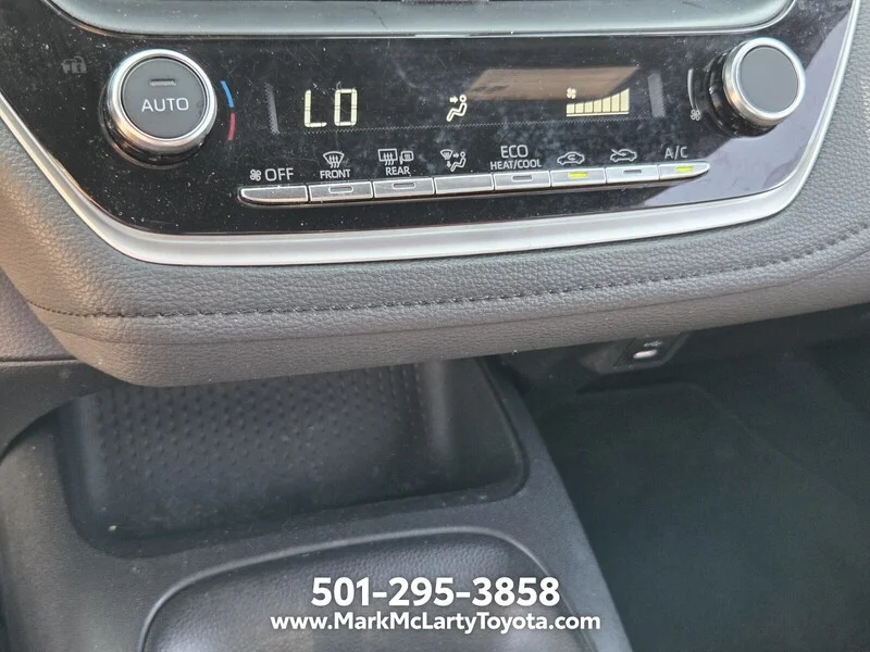 Used 2025 Midnight Black Metallic TOYOTA SE CVT image 19