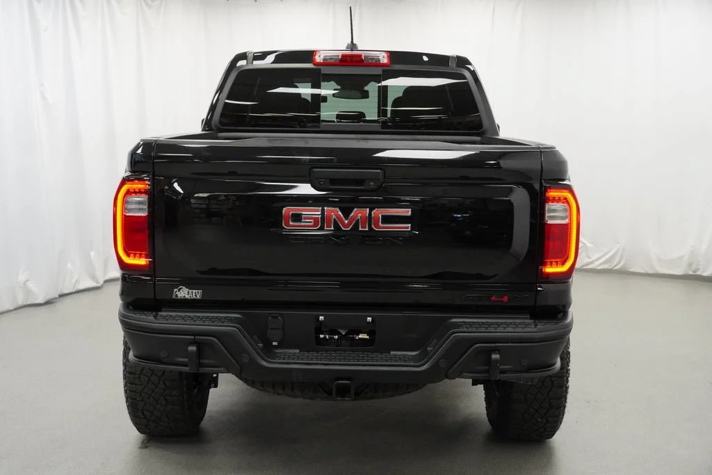 Used 2024 Onyx Black GMC AT4X image 39