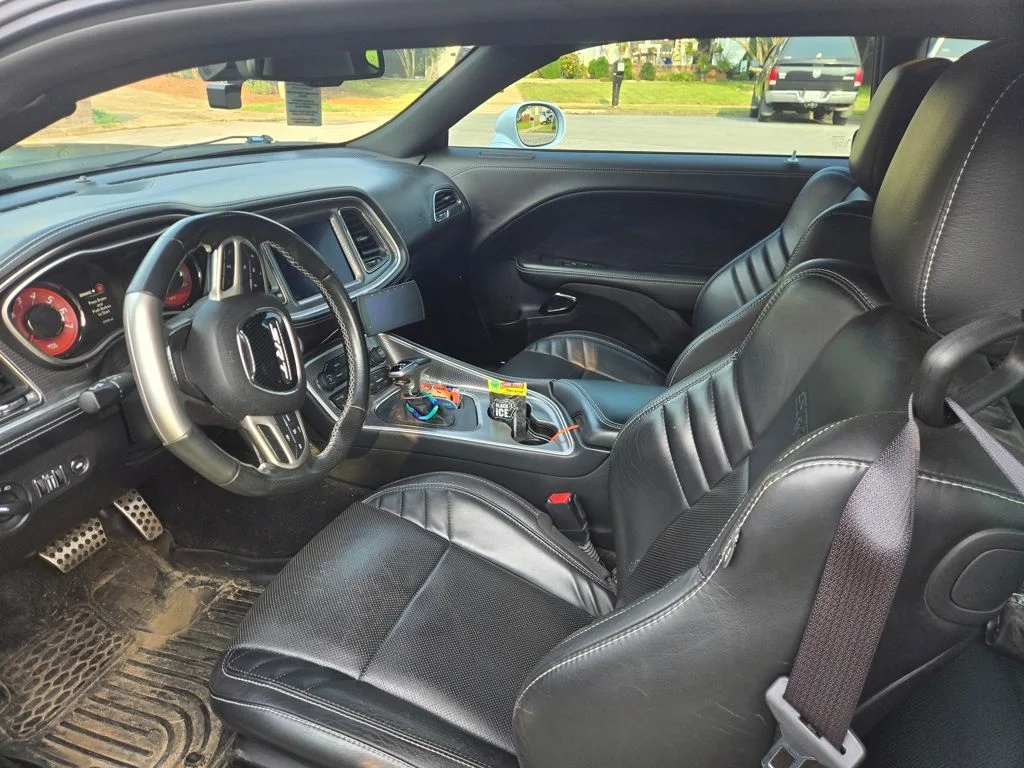 Used 2022 White Dodge SRT Hellcat image 22