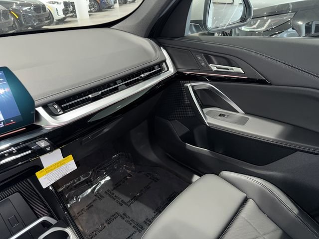 New 2026 Space Silver Metallic BMW xDrive28i image 21