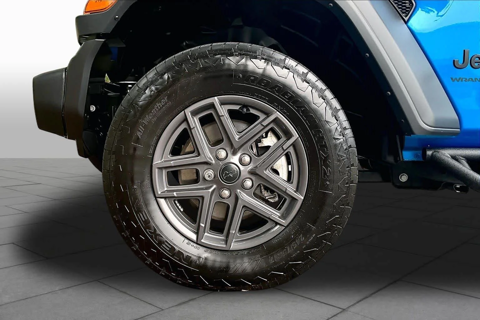Used 2024 Hydro Blue Pearlcoat Jeep Sport S image 10