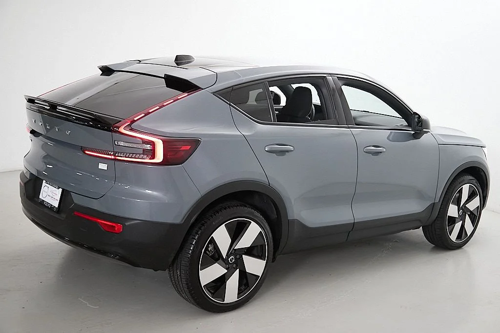 Certified Used 2023 Thunder Grey Volvo Ultimate image 9