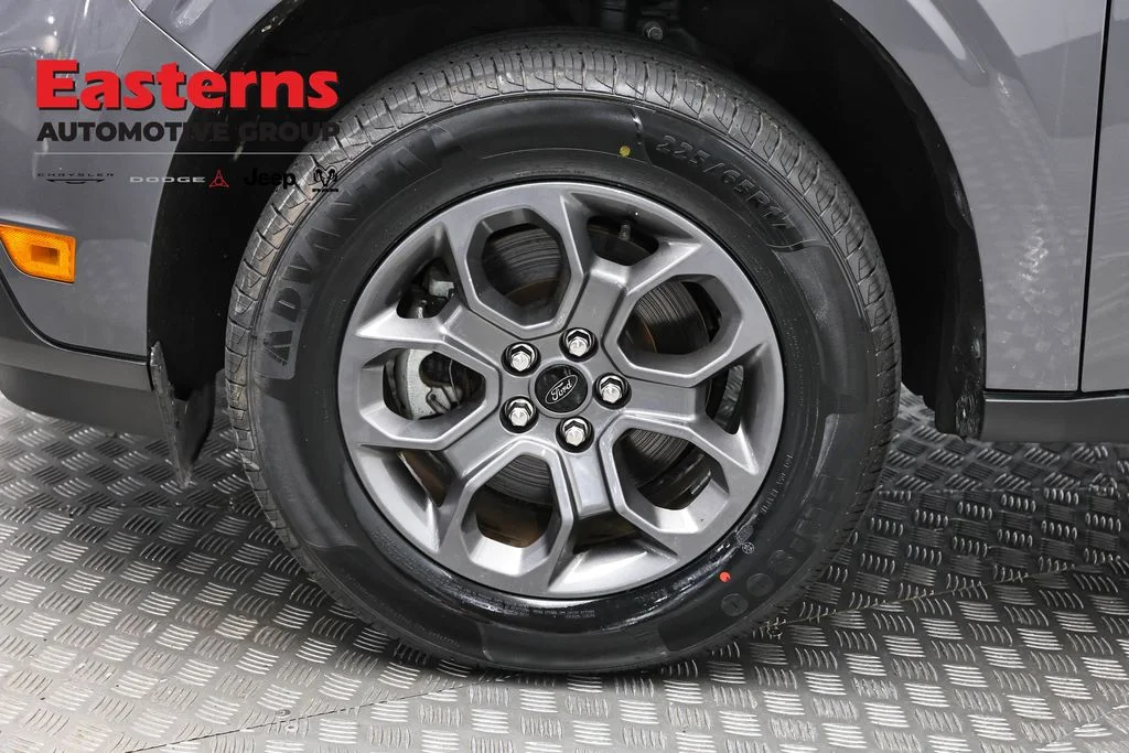 Used 2023 Gray Ford XLT image 31