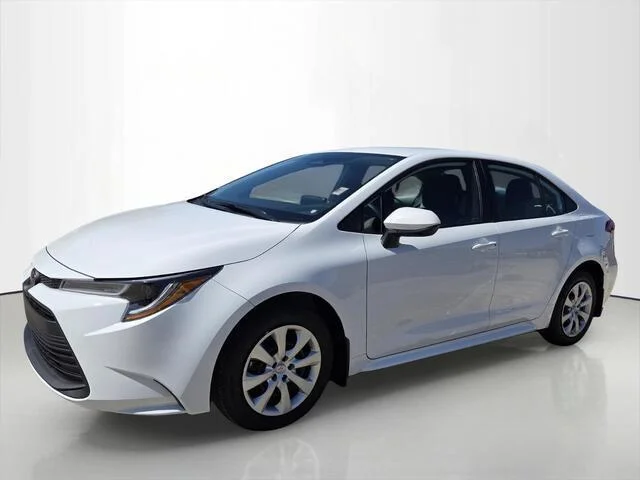 Used 2026 Ice Cap Toyota LE image 8