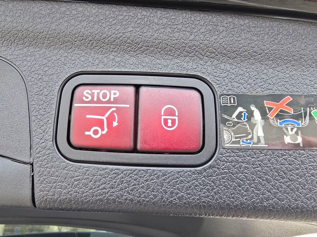 2025 Mercedes-Benz GLE GLE580 - Photo 56