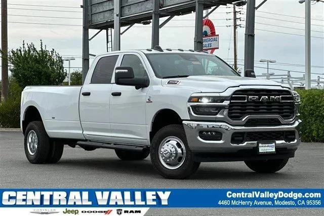 2026 RAM 3500 Tradesman 4X4 Crew Cab LWB's photo