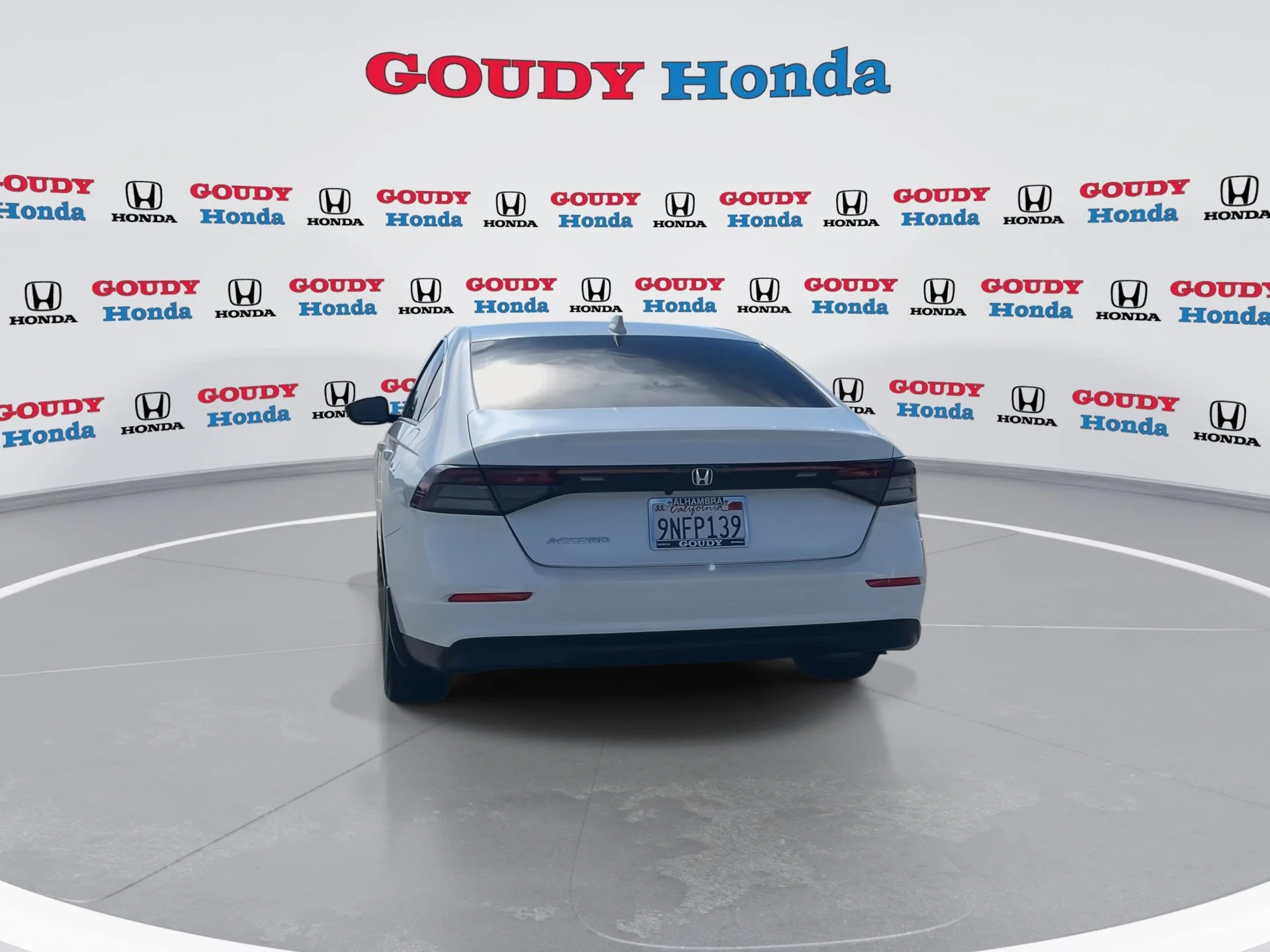 Certified Used 2024 Platinum White Pearl Honda EX image 7