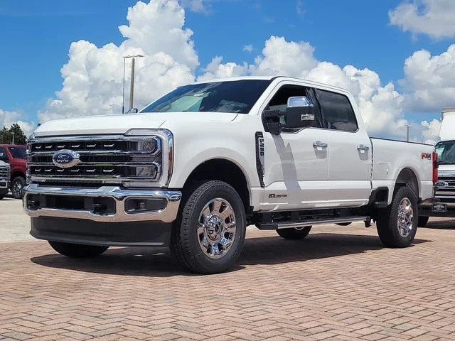 New 2026 Oxford White Ford Lariat image 33