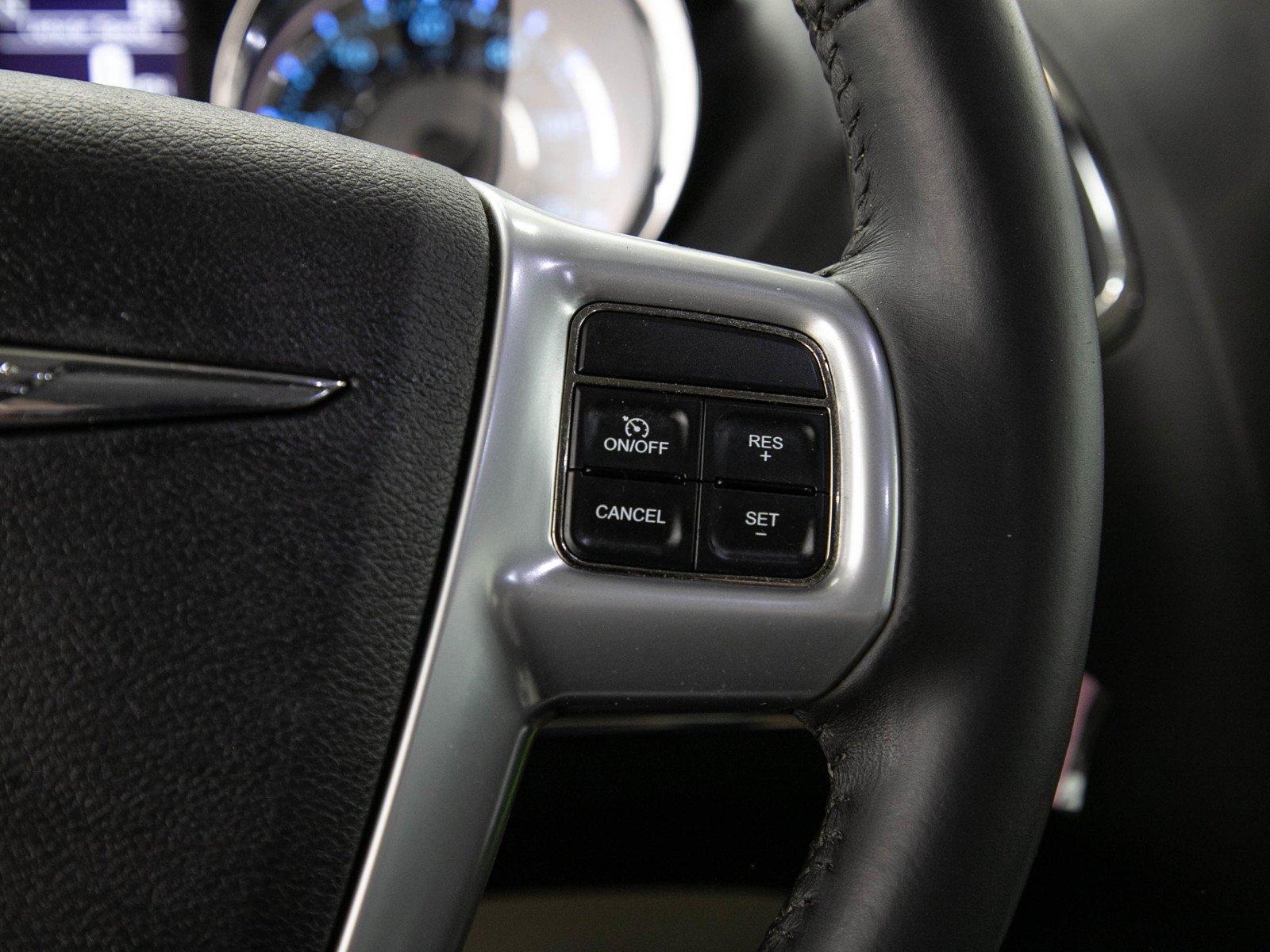 Used 2013 Maximum Steel Metallic Clearcoat Chrysler Touring image 29