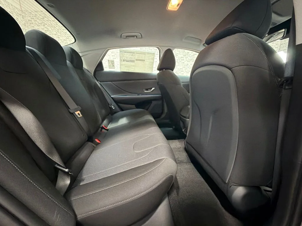 New 2026 Amazon Gray Hyundai SE image 12