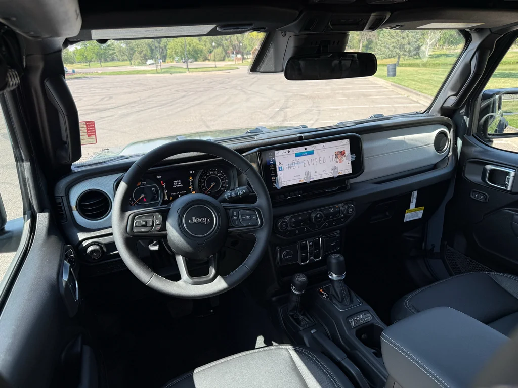 New 2026 Anvil Clearcoat Jeep Sport S image 15