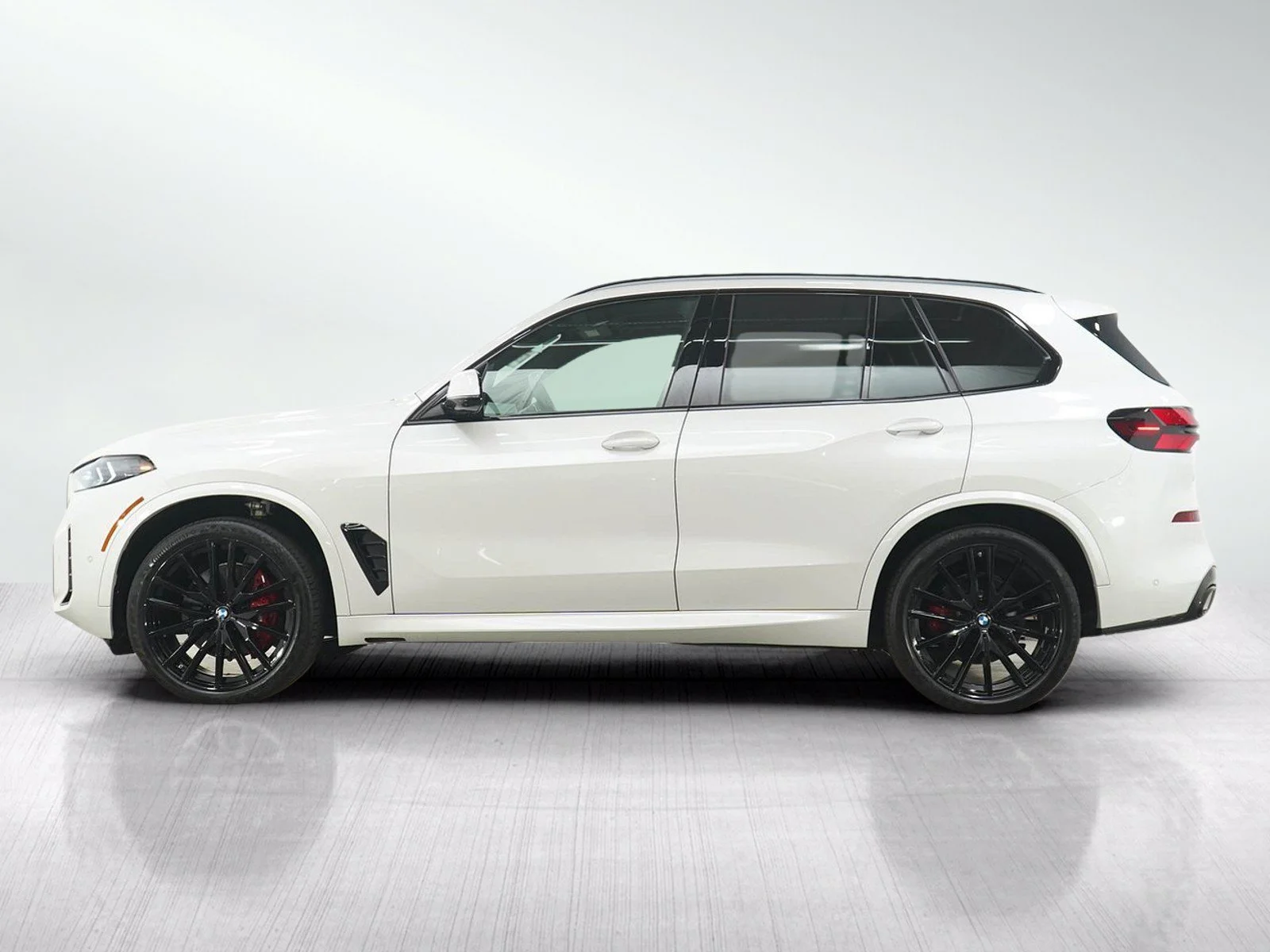 Used 2025 BMW X5 xDrive40i with VIN 5UX23EU02S9X70818 for sale in Wayzata, Minnesota