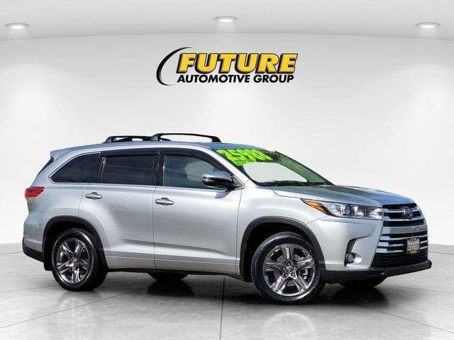 2018 Toyota Highlander Limited Platinum 4x4 V6's photo