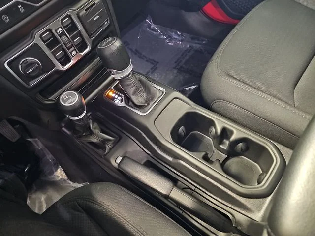 Used 2023 Red Jeep Sport S image 23