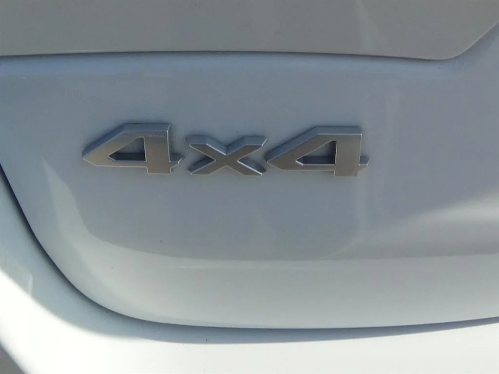 Used 2023 Bright White Clear Coat (pw7) Jeep 4xe image 10