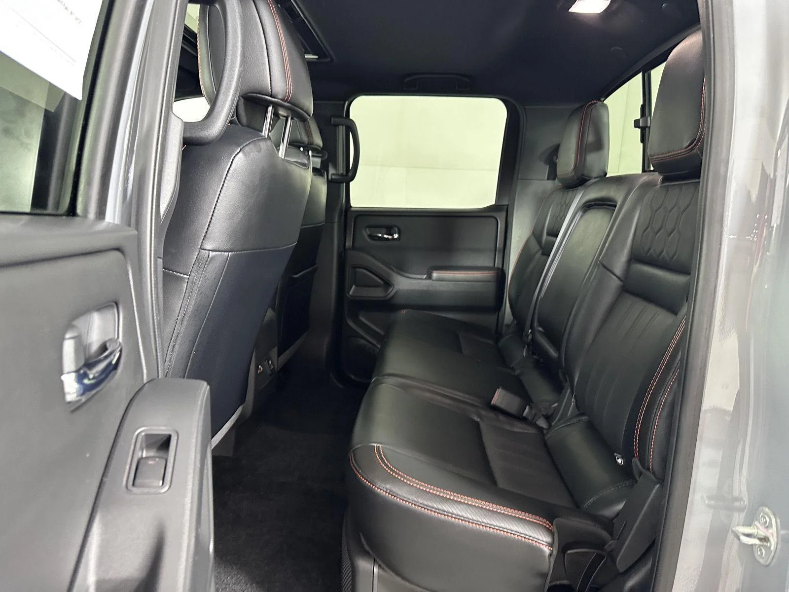 Used 2023 Boulder Gray Pearl Nissan PRO-4X image 43