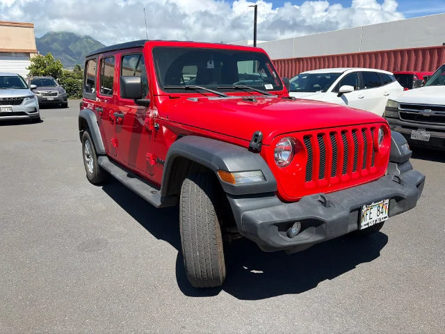Used 2023 Red Jeep Sport S image 3
