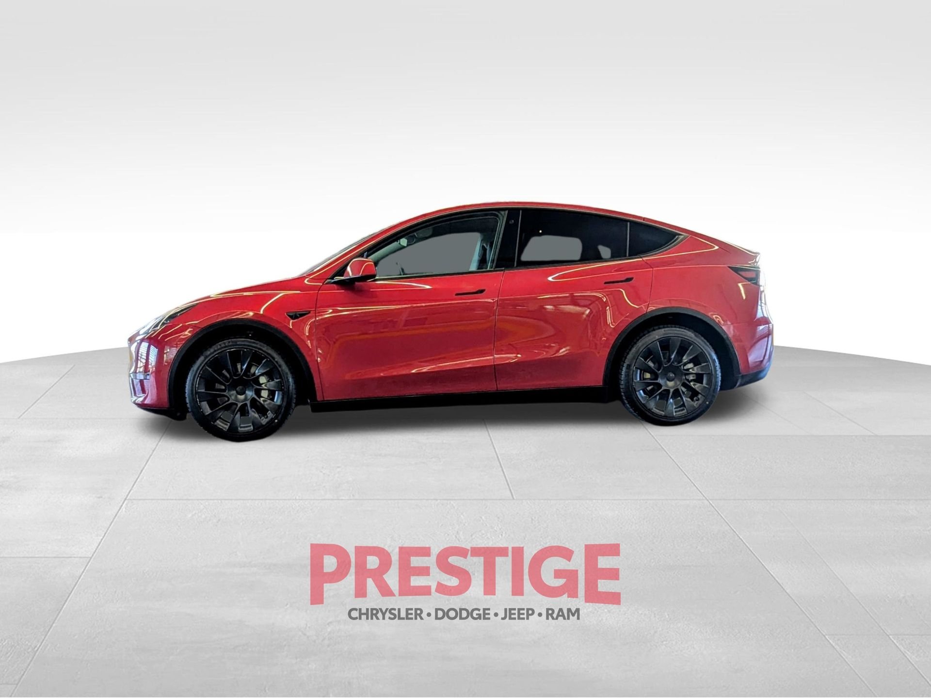 Used 2023 Red Tesla Long Range image 13
