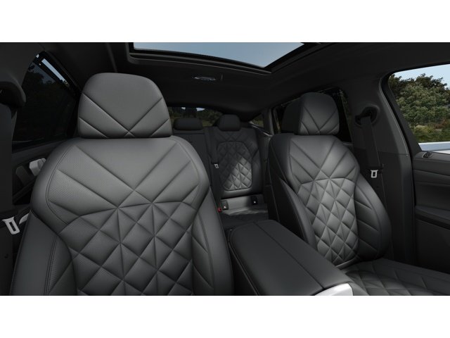 New 2027 Black Sapphire Metallic BMW M60i image 11