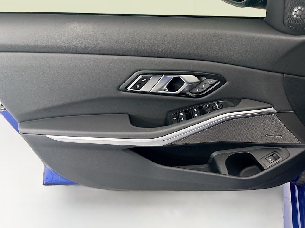 Used 2020 Blue Metallic BMW 330i image 23