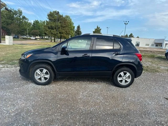 Used 2022 Blue Chevrolet LT image 7