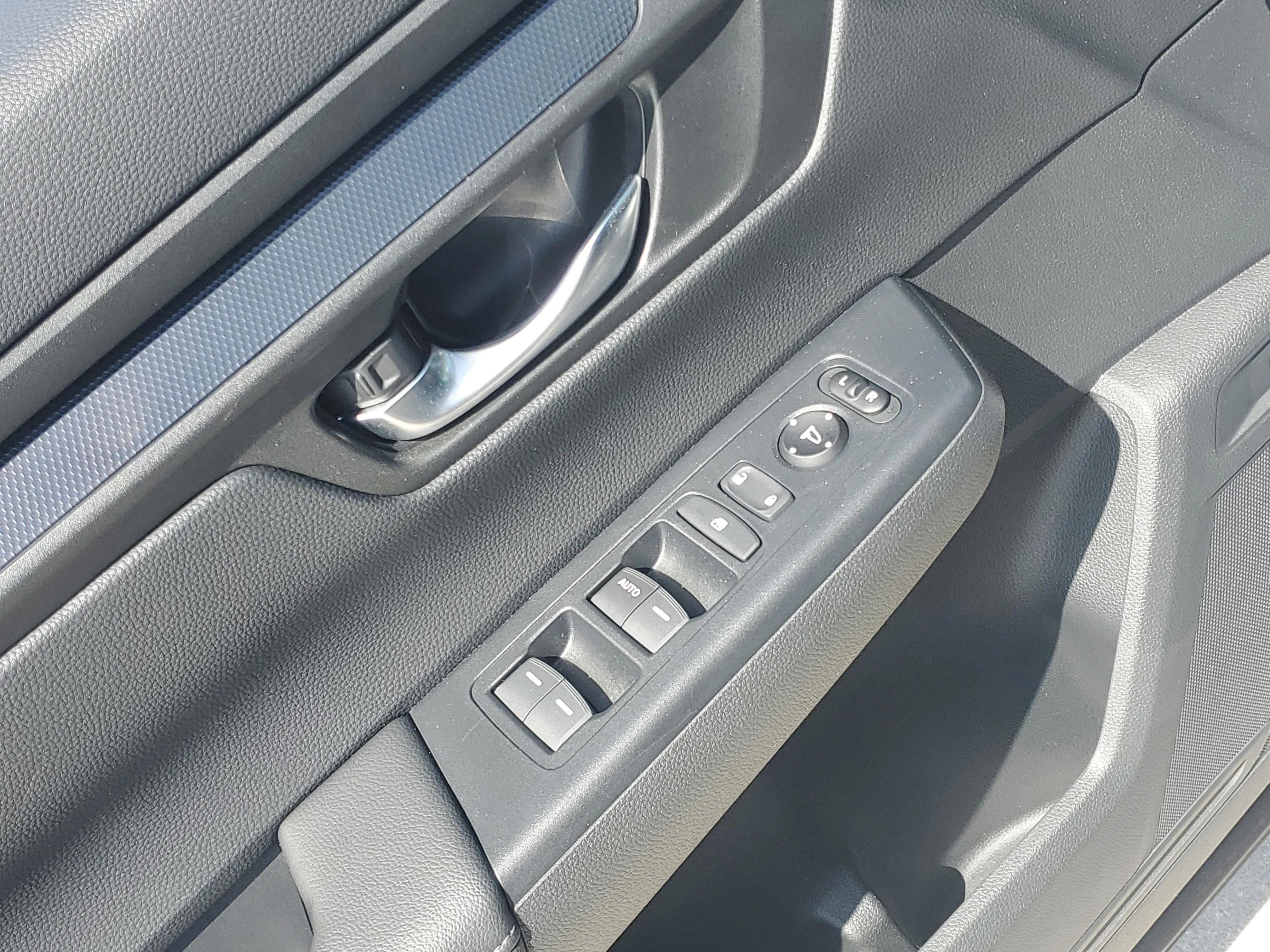 Used 2024 Urban Gray Pearl Honda LX image 21
