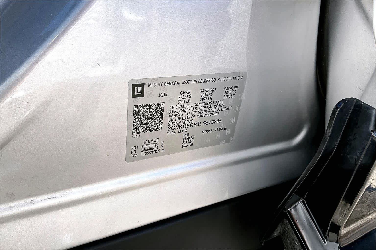 Used 2020 Silver Ice Metallic Chevrolet RS image 35