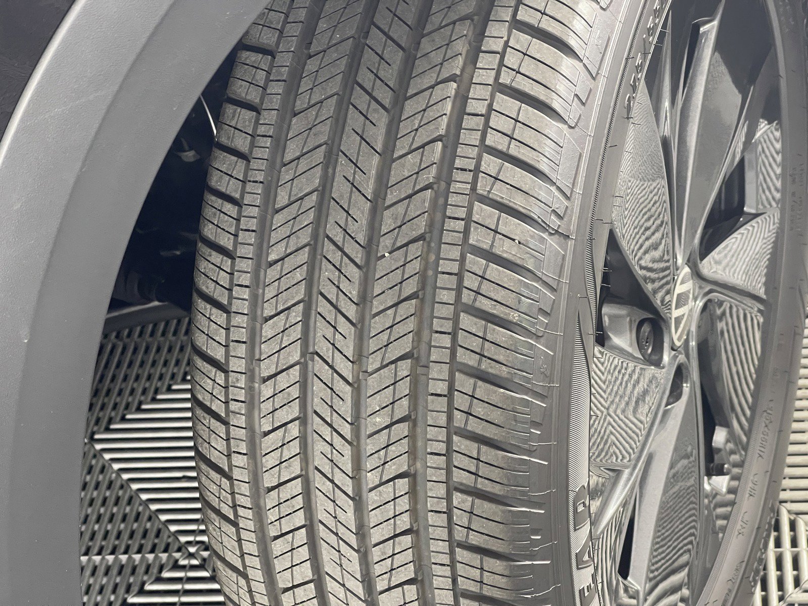 2025 Volkswagen Taos S - Photo 7