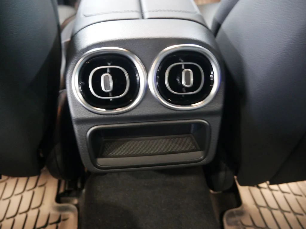 New 2026 Graphite Grey Metallic Mercedes-Benz C 300 image 81