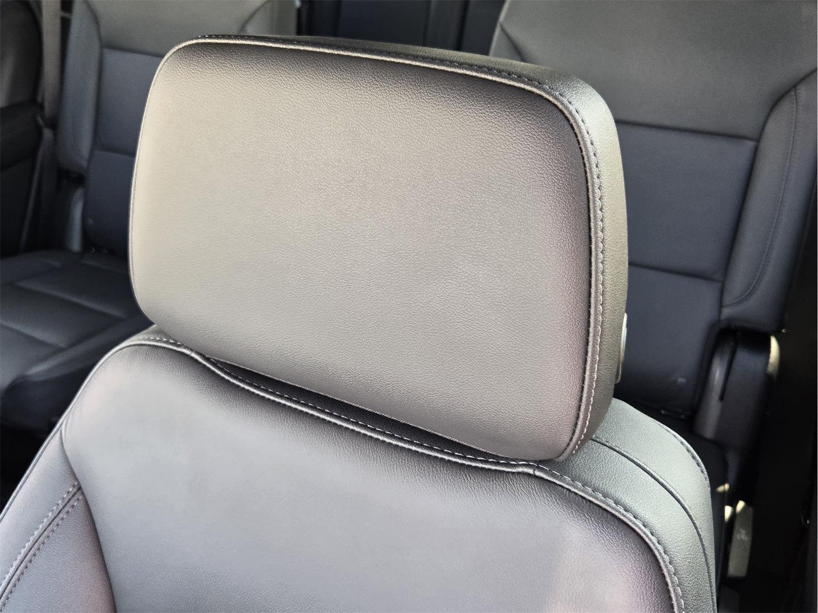 Used 2025 Sterling Gray Metallic Chevrolet Z71 image 22