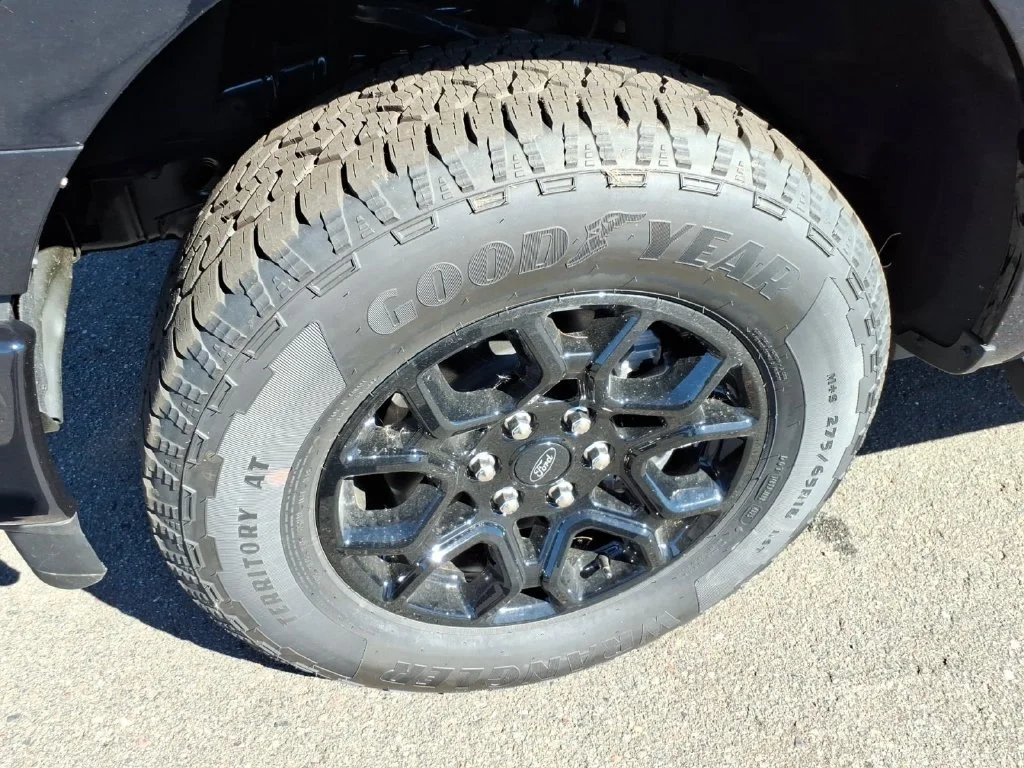 New 2026 Antimatter Blue Metallic Ford XLT image 9