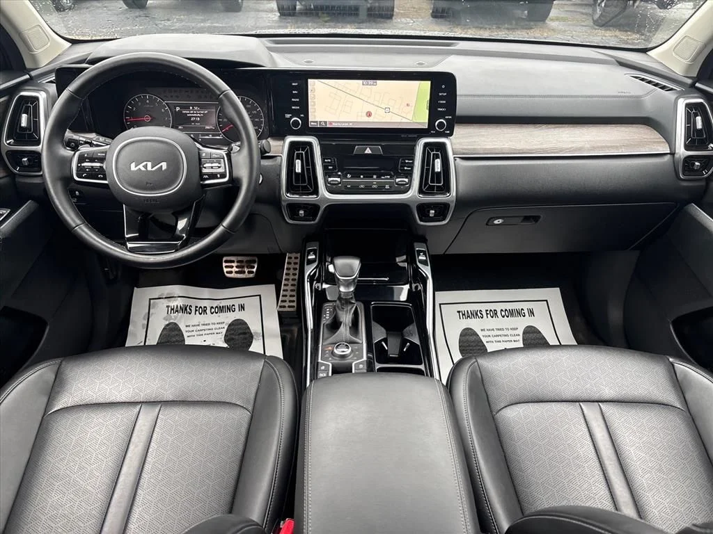 Used 2022 Black Kia X-Line EX image 21